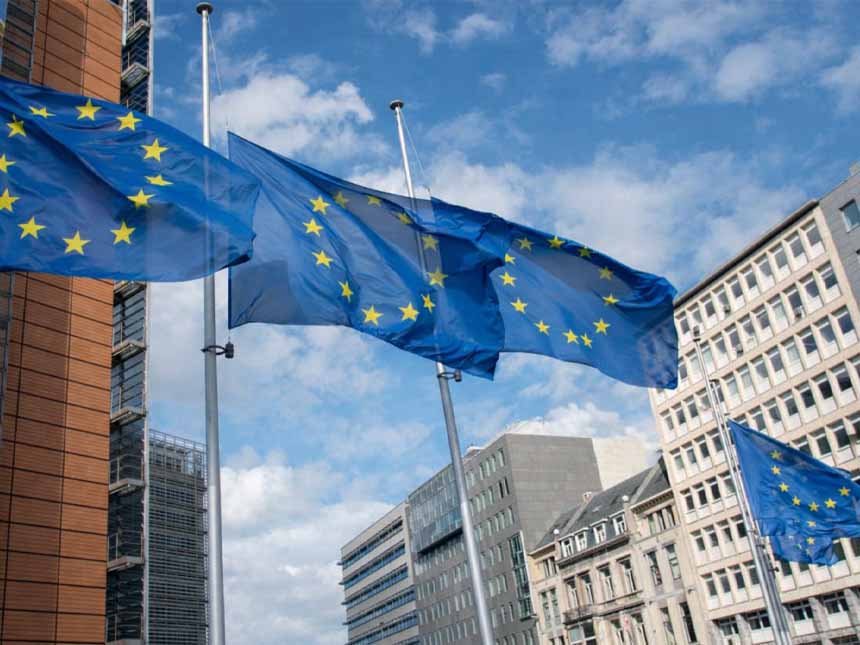 UE